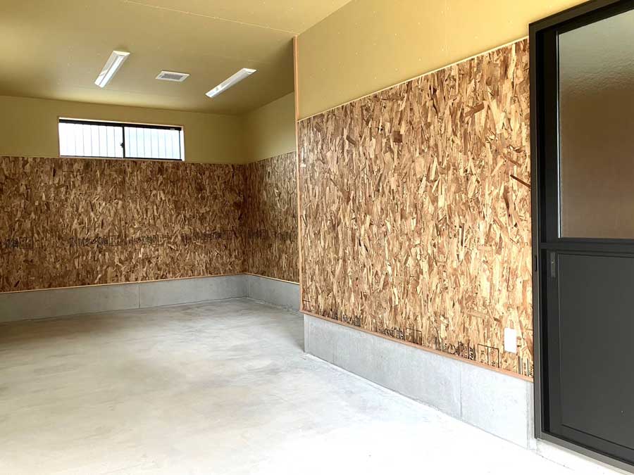 ��ƃX�y�[�X�@OSB����